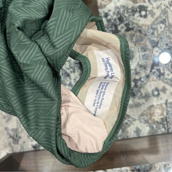 NWT Kona Sol One Piece High Coverage Bathing Suit Basketweave Green 16W - Picture 6 of 9